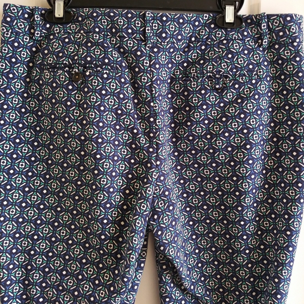 Capri pants